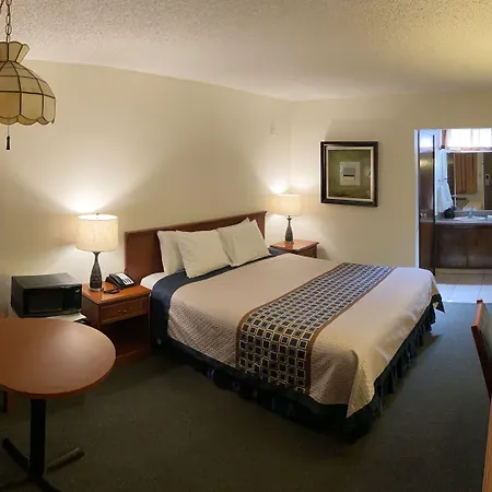 Vantage Point Inn - Woodland Hills-3