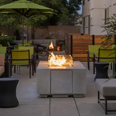Springhill Suites By Marriott Turlock-2