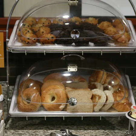Hampton Inn & Suites By Hilton Barrie-2