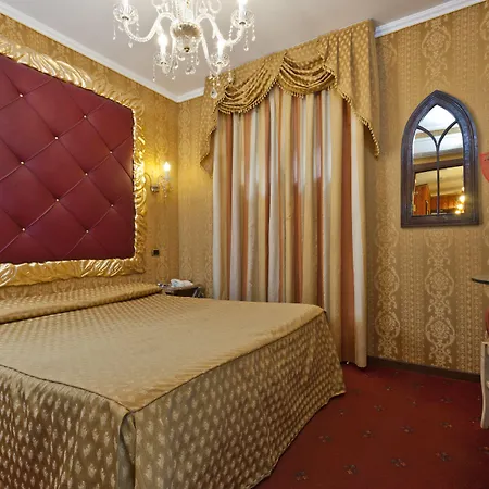 Hotel Relais Dei Papi-3