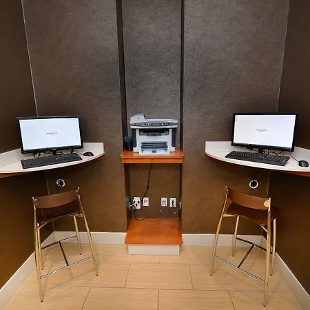 Springhill Suites By Marriott Grand Forks-3