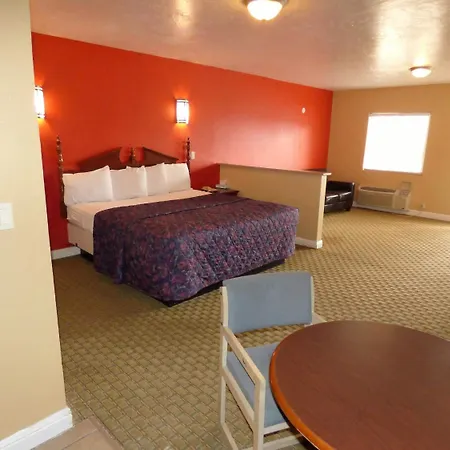 Economy Inn & Suites-3