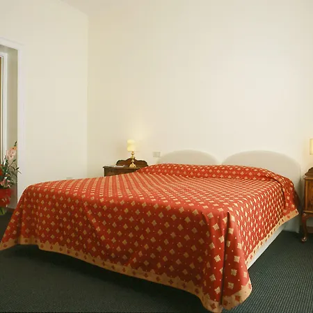 La Maison Royale-3