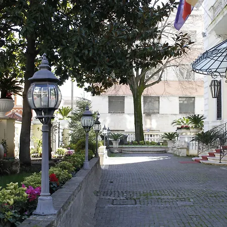 Hotel Villa Pinciana-3