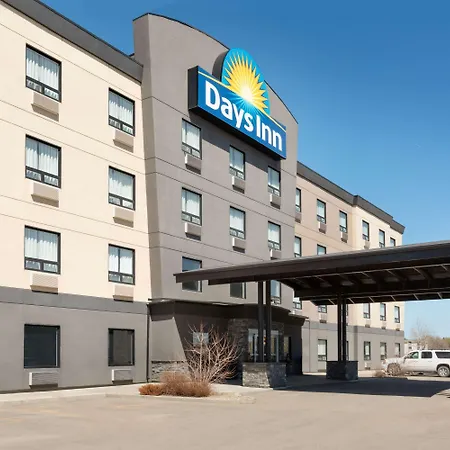 Days Inn By Wyndham Regina Airport West-3