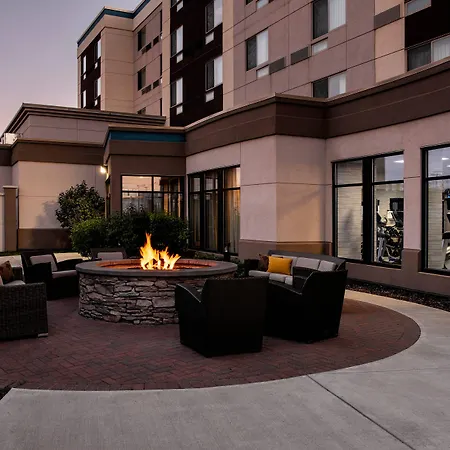 Courtyard By Marriott Edmonton West-3
