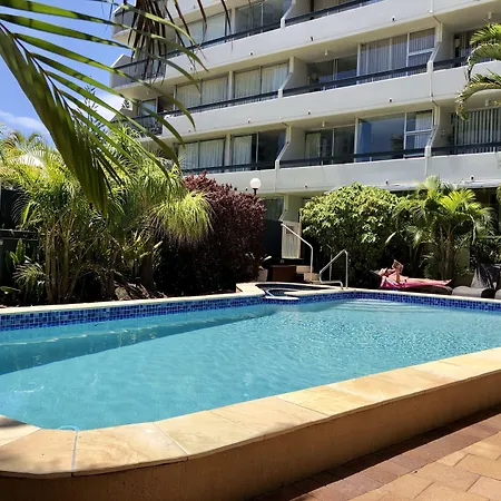 Hi Ho Beach Apartments On Broadbeach-2