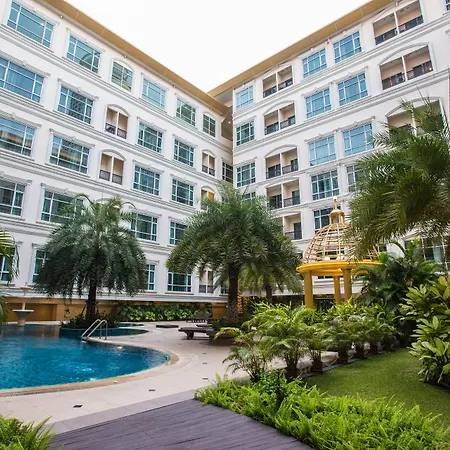 Hope Land Hotel 46/1-3