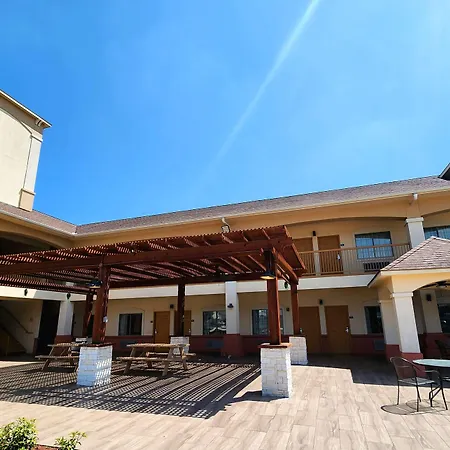 Days Inn By Wyndham Humble/Houston Intercontinental Airport-2