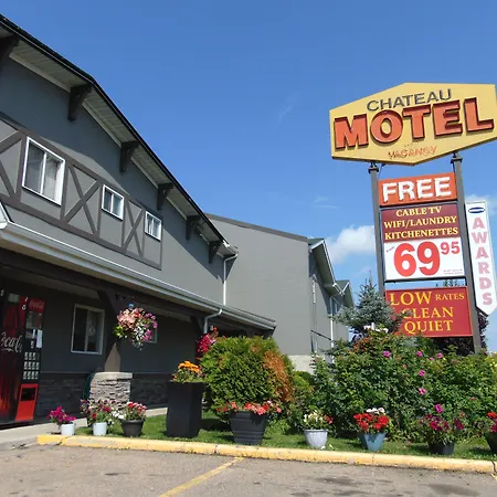 Chateau Motel-3