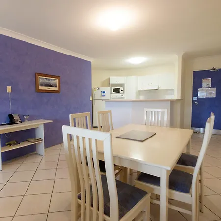 Sanctuary Lake Apartments-3