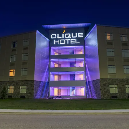 Hotel Clique Calgary Airport-3