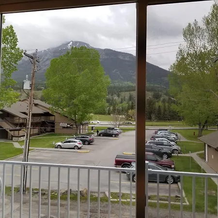 Lady Macdonald Country Inn-2