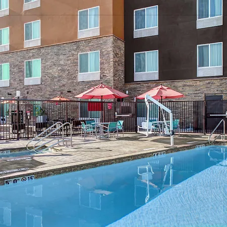 Towneplace Suites By Marriott Bakersfield West-2