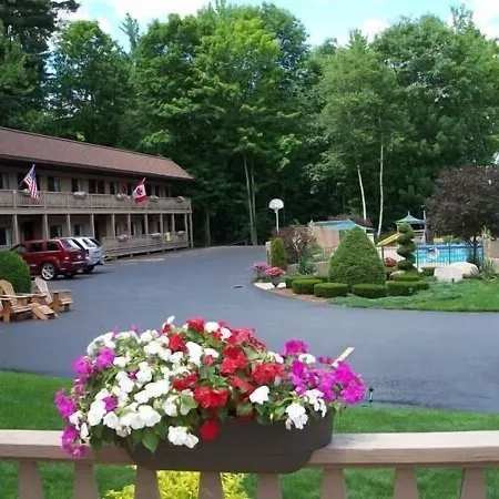 Tall Pines Motel-3