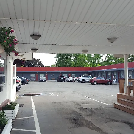 Niagara Inn & Suites-3