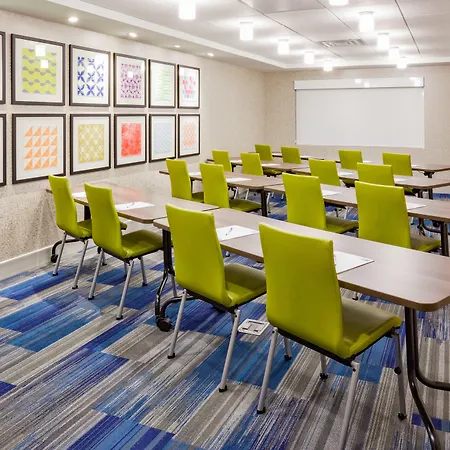 Holiday Inn Express And Suites Des Moines Downtown By Ihg-2