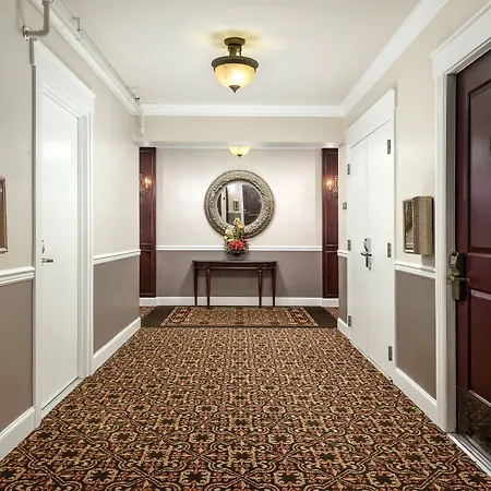 Worldmark Seattle - The Camlin-3