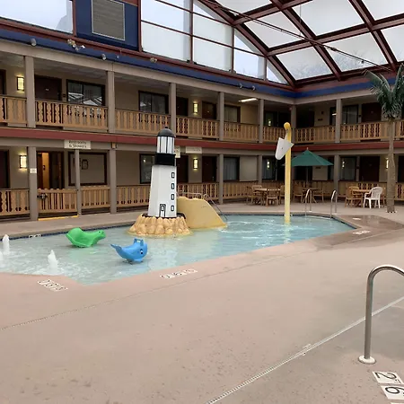 Americinn By Wyndham La Crosse Riverfront Conference Center-3