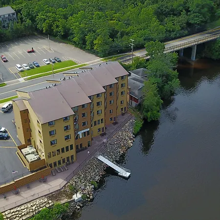 Natura Vue Resort & Boathouse-3