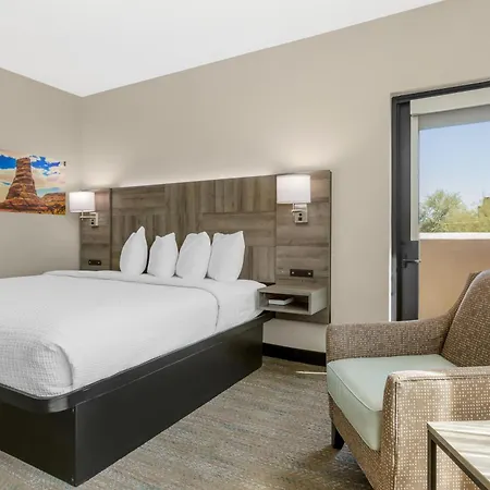 Best Western Plus Executive Residency Phoenix North Happy Valley-2