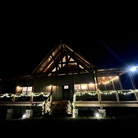 Hatcher Mountain Hideaway Cabin-2