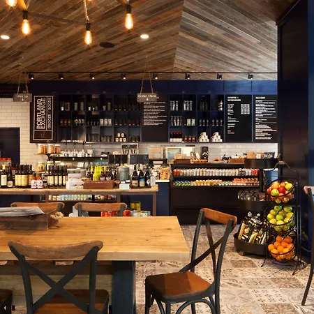 The Porter Portland, Curio Collection By Hilton-3