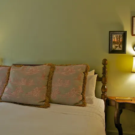 Hilltop Inn-2
