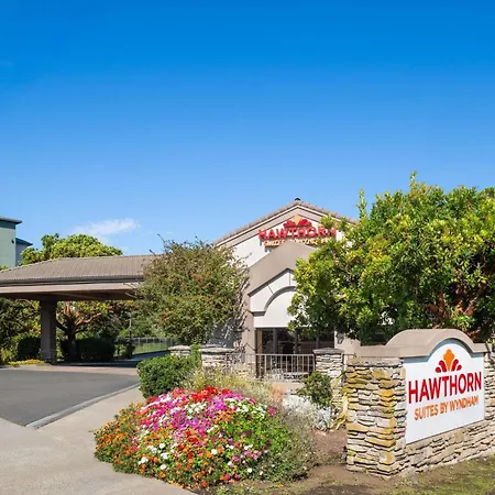 Hawthorn Suites By Wyndham Napa Valley-2