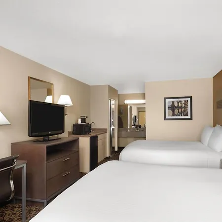 Hawthorn Suites By Wyndham Napa Valley-3