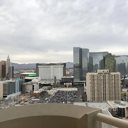True 1Br Balcony Suite With Strip View At Mgm Signature-2