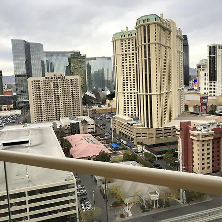 True 1Br Balcony Suite With Strip View At Mgm Signature-3