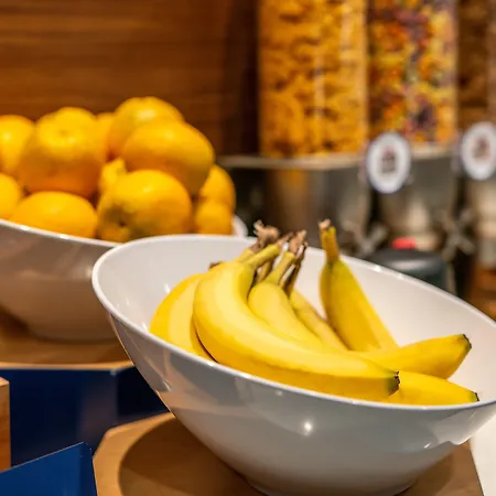 Holiday Inn Express & Suites - Brandon By Ihg-2