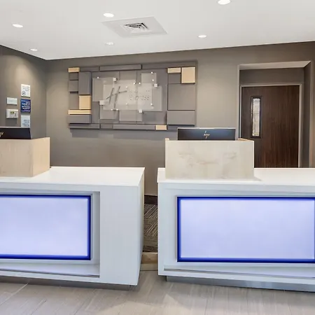 Holiday Inn Express & Suites - Hudson I-94 By Ihg-3