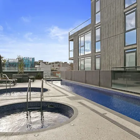 Melbourne City Apartment Hotel-3
