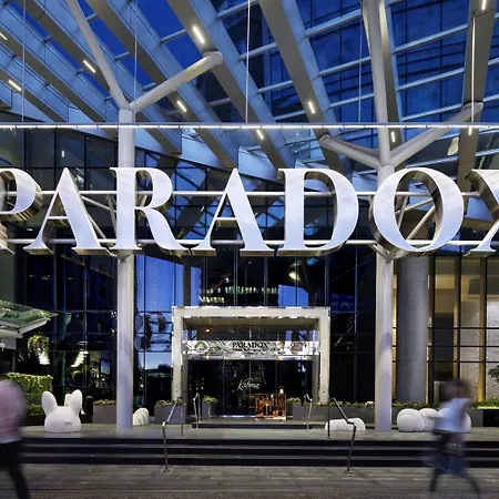 Paradox Vancouver-2