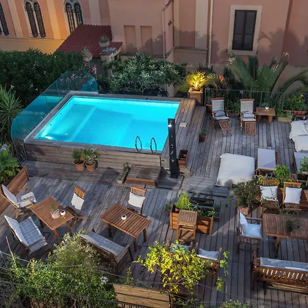 Palm Gallery Hotel-2