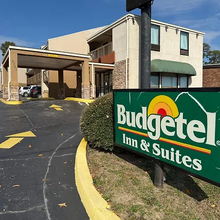 Budgetel Inn And Suites- Fort Gordon-3
