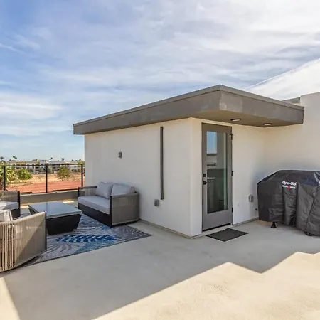 Modern Luxury At Skysong-2