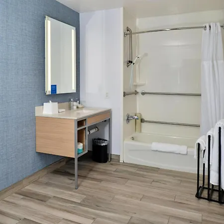 Hilton Garden Inn Napa-2