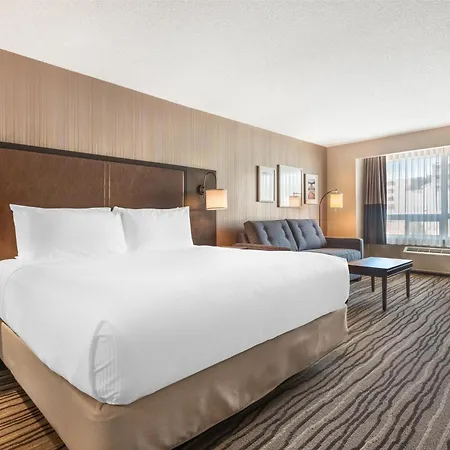 Best Western Plus Calgary Centre Inn-3