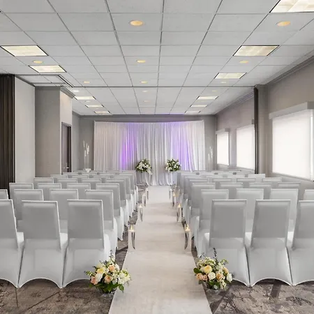 Holiday Inn Hotel & Suites Overland Park-West By Ihg-2