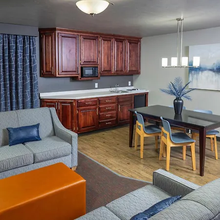 Hotel J Green Bay-3
