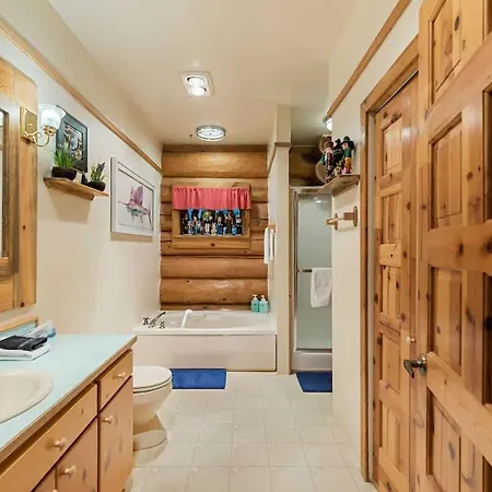 Bear Ridge Cabin - Pacific Retreats-2