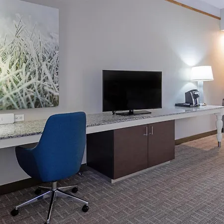 Hilton Garden Inn Grand Forks-Und-2