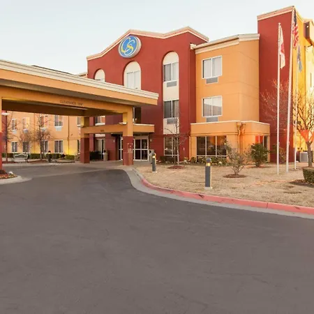 Comfort Suites Tulsa Central-3