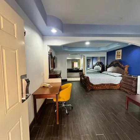 Raintree Inn And Suites-3