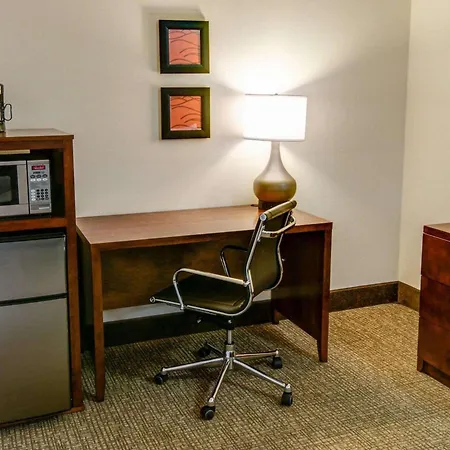 Comfort Inn Redding Near I-5-2