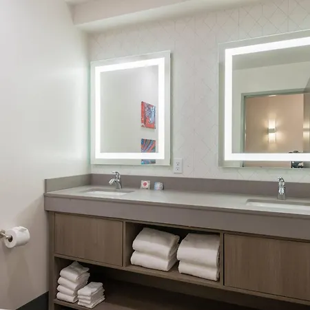 Comfort Suites Colorado Springs East - Medical Center Area-3