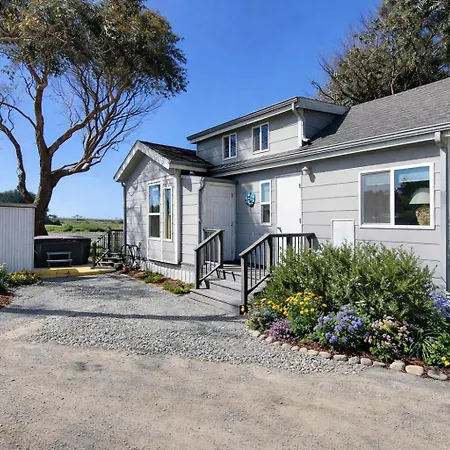 Turtle Rock Rv Resort & Cottages-3